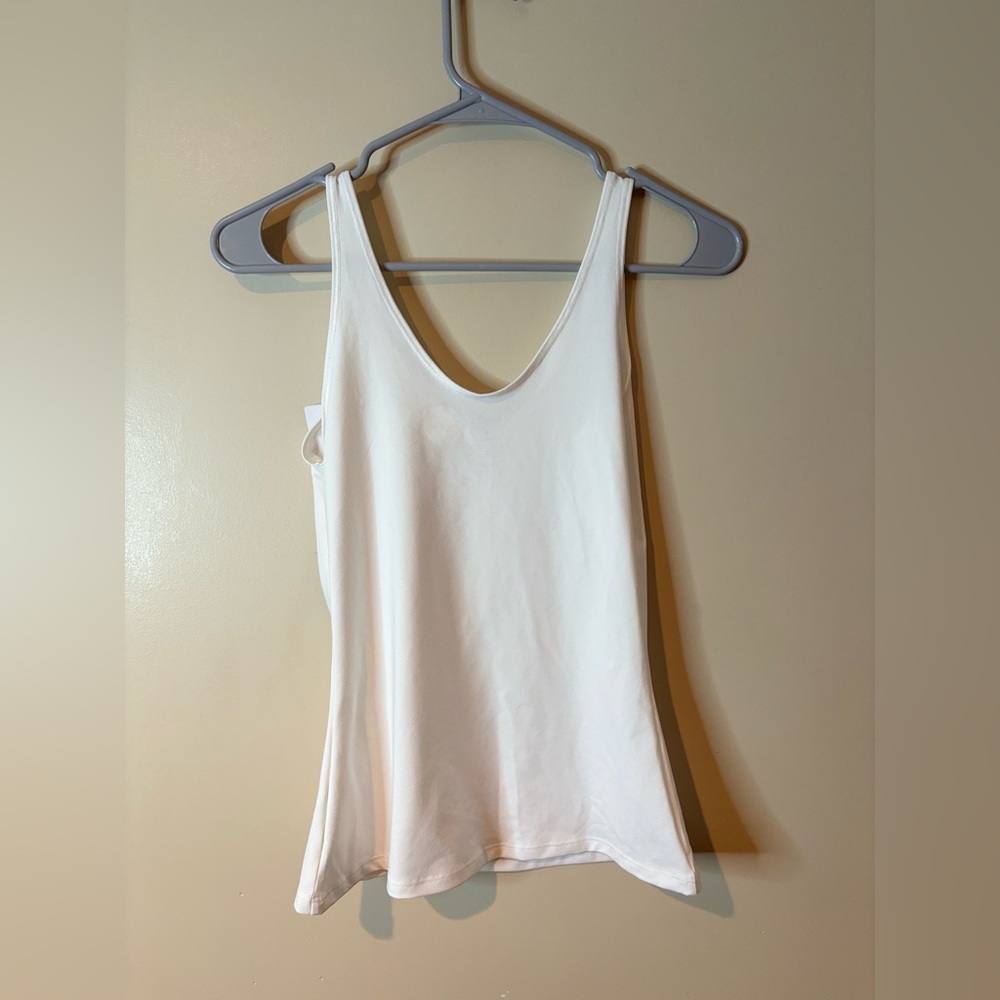 NWT Assets By Spanx White Smoothing Tank, Small. - Picture 5 of 7